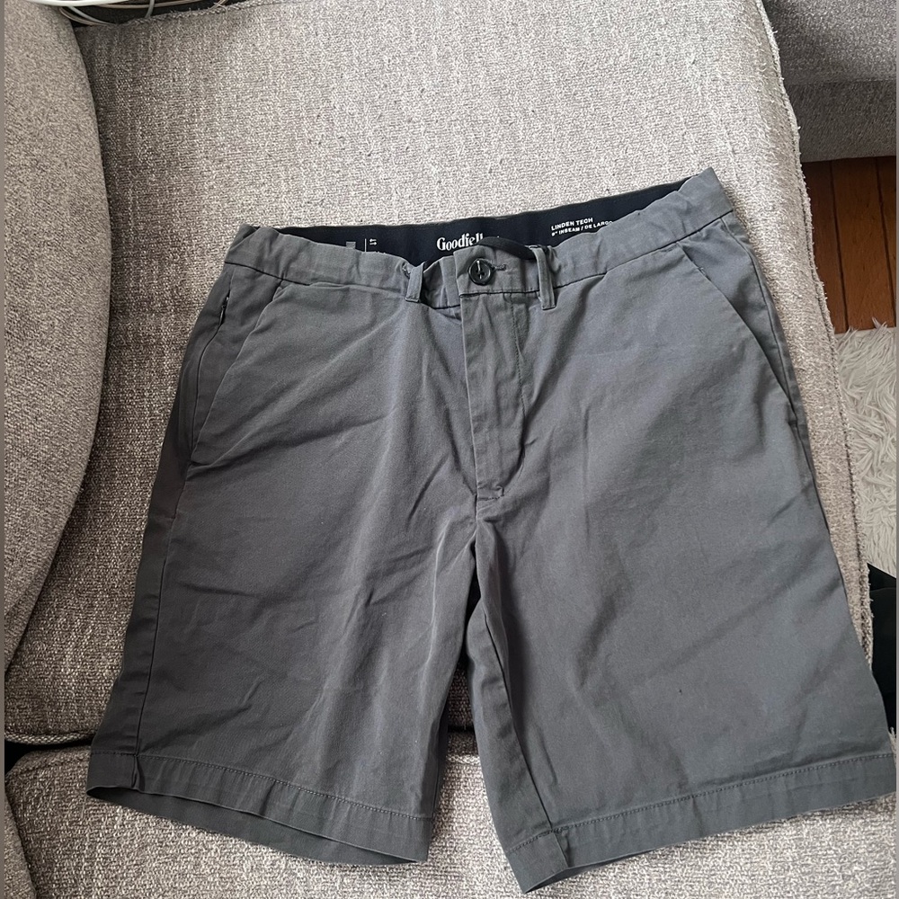 Gray shorts